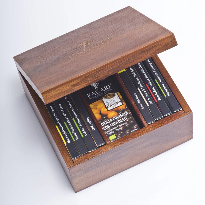 Award Winner Wood Gift Box Laurel (8 Chocolate Bars + 2 Covered Fruit)