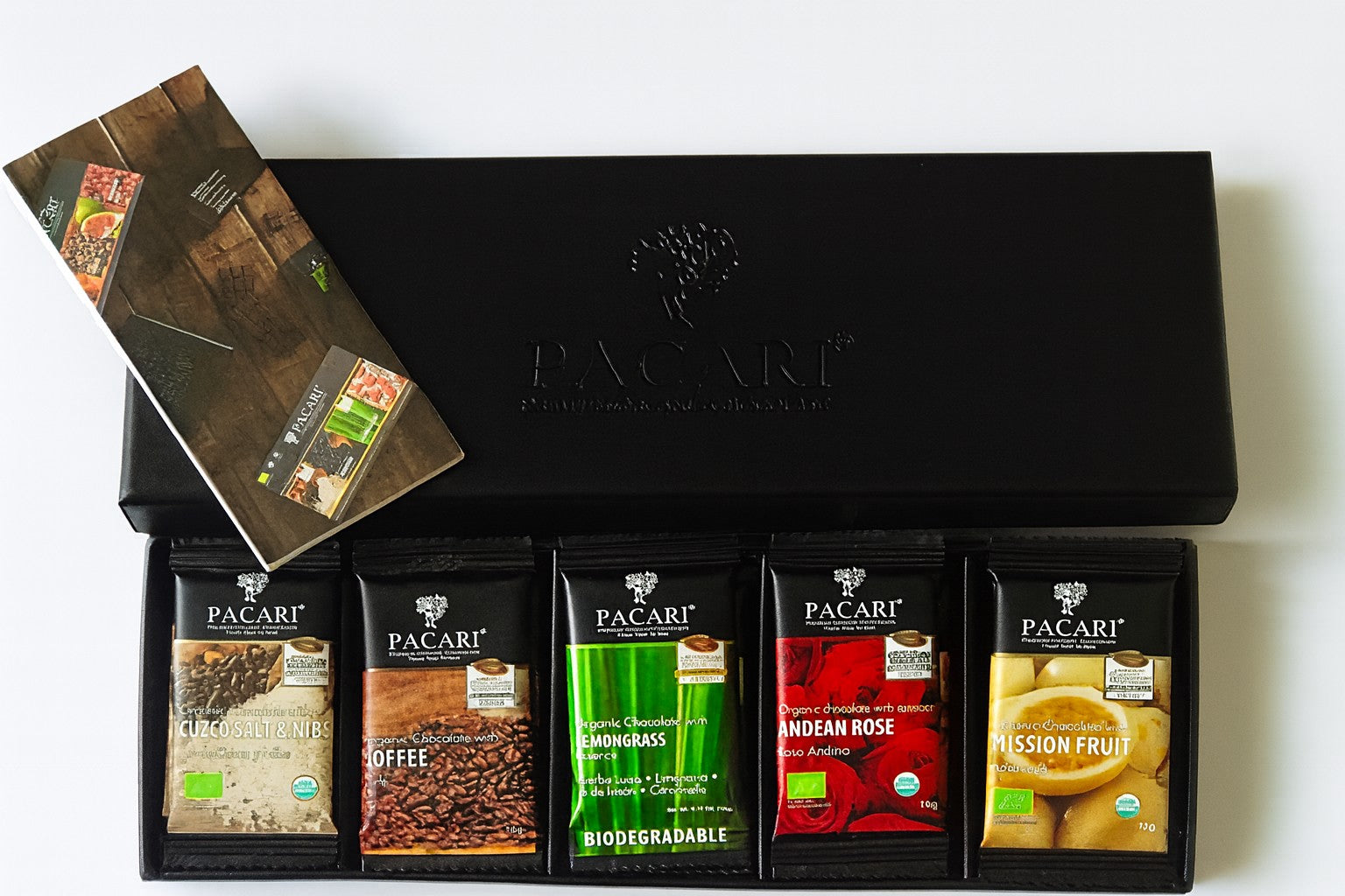 Pacari Leather Gift Box Mini bar - Medium (20 Mini bars - 5 assorted flavours)